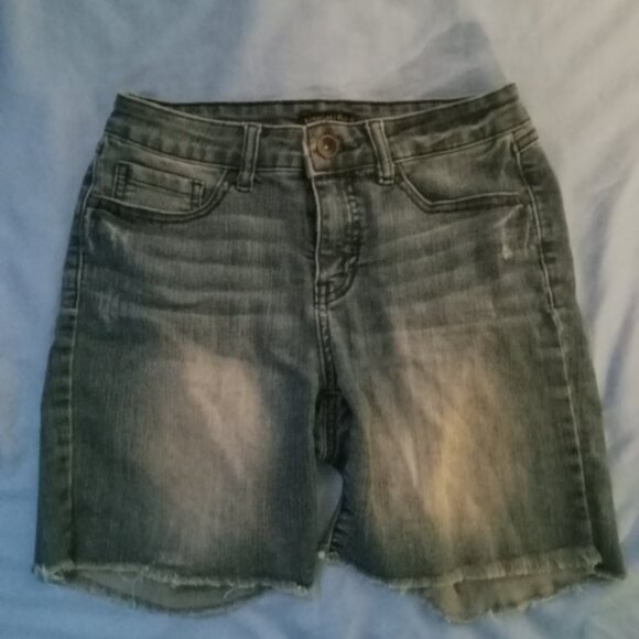 Cutoff denim shorts women's size 4 - Picture 1 of 4